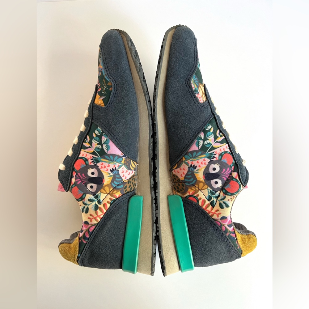 Women’s Floral Accent Multicolor Sneakers - Casual Comfort - Picture 8 of 16